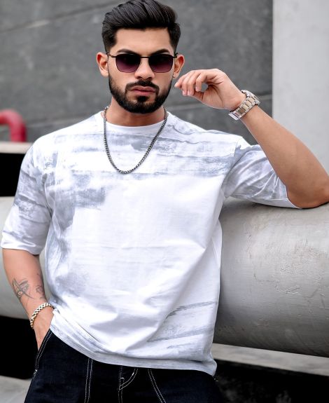 Maniac Mens Spray Print Round Neck 3/4th Sleeve White and Grey Cotton Oversized T-Shirt