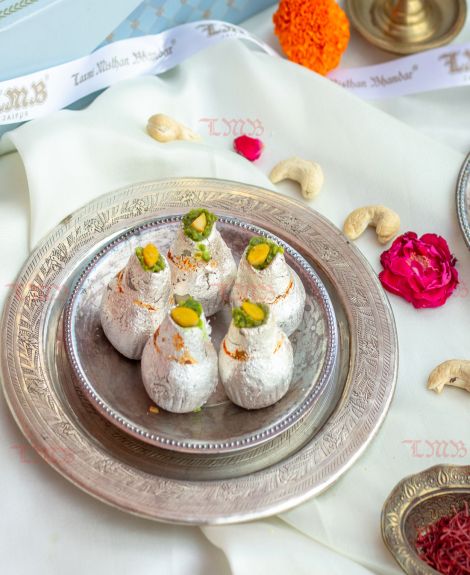 Kaju Kalash