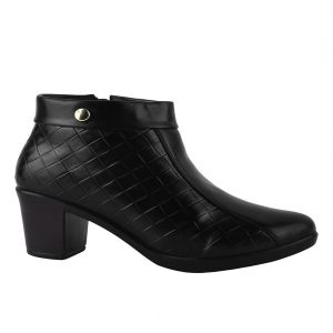 SELFIEE,Women Ankle-Length Boots with Zip Closure
