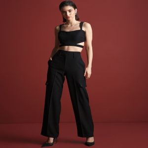 THE DAPPER LADY, Flared Pants With Two Side Pockets