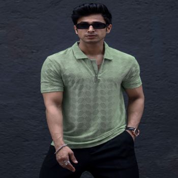 Maniac Mens Textured Polo Neck Half Sleeve Pista Half Zipper Cotton Lycra Blend T-Shirt