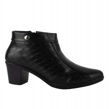 SELFIEE,Women Ankle-Length Boots with Zip Closure