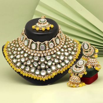 Yellow Color Kundan Necklace Set
