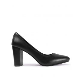 CARLTON LONDON, Women Pointed-Toe Pumps