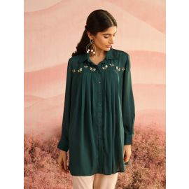 EMERALD GREEN BUGS YOKE PLEATED SHIRT