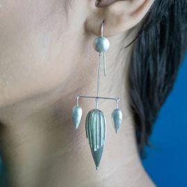 BAKA-TUSCANY Short Trident Earrings